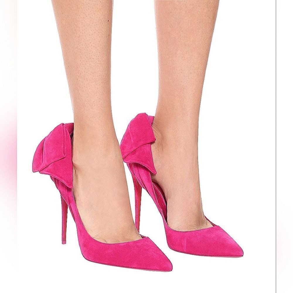 Christain Louboutin  - Picture 2 of 16